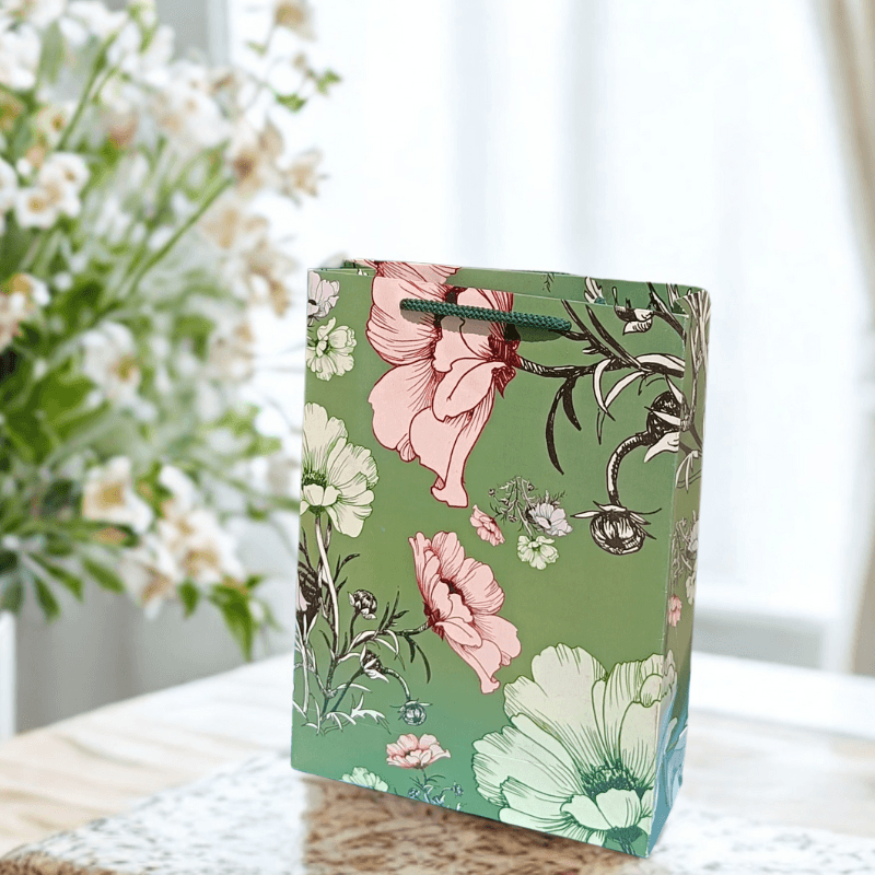 White flower design gift bags
